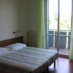 Prati 3* קסטרוקארו טרמה