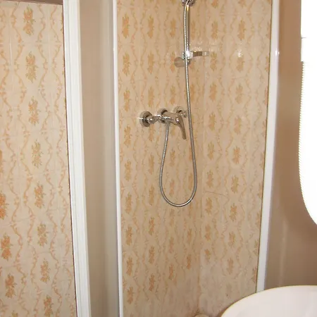 Prati Otel 3*