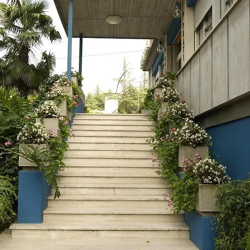 Prati 3* カストロカーロ・テルメ