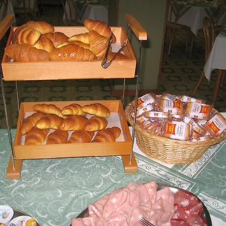 מלון Prati 3*